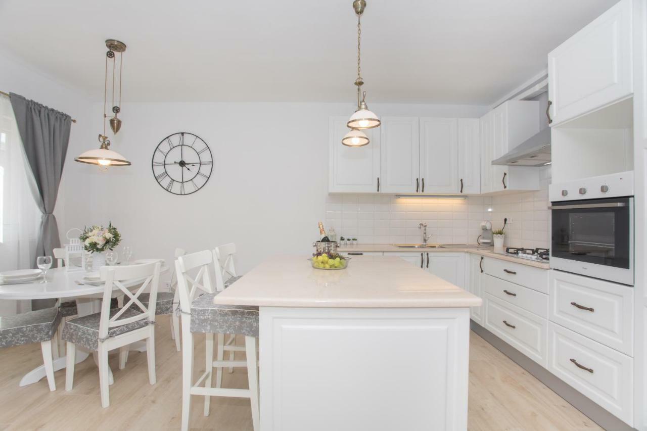 Apartman Slavice Sibenik Ngoại thất bức ảnh